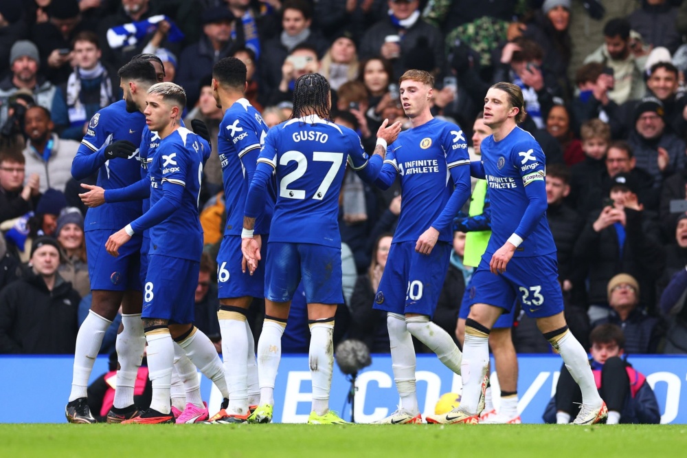 替补席没啥存在感！湖人首发5虎合砍102分