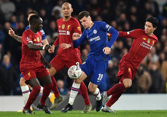 足球世界足球先生候选名单出炉，引发热议