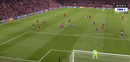 球报：安哥拉对阵阿根廷期间，球场出现混乱导致70名球迷受伤