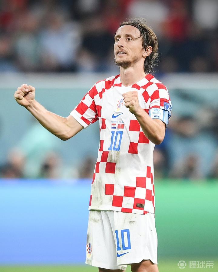 内维尔：顶级联赛中输球是正常现象，阿森纳不应因此慌乱